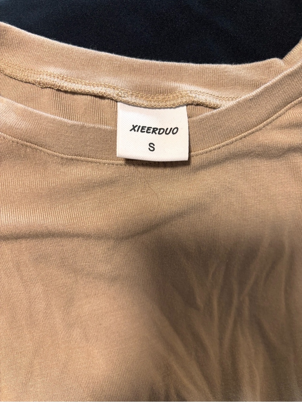 Shirt size small - Picture 4 of 5